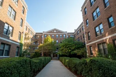 62 Queensberry Street #405 1