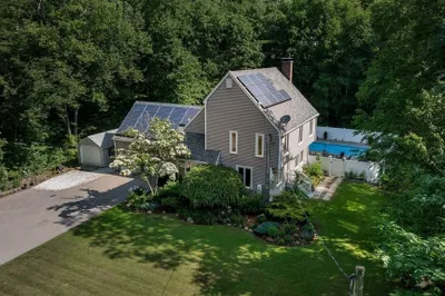 61 Northbridge Rd 1