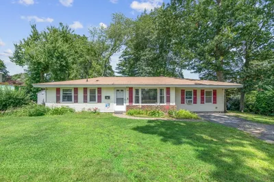 168 Coe Rd