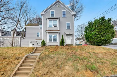 48-50 Nashua St 1
