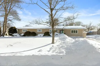 15 Alida Rd