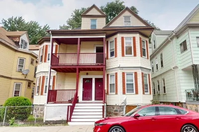 26-28 Fayston St 1