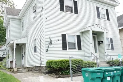 13 Myrtle St #1st FL