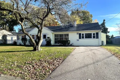 6 Wentworth Rd 1