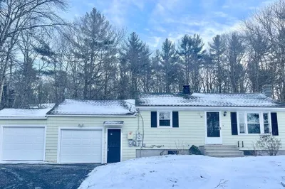511 East County Road 1
