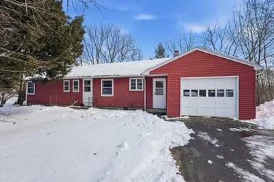 303 Kibbe Rd