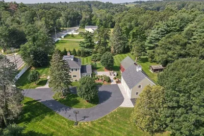 221 Linebrook Road 1