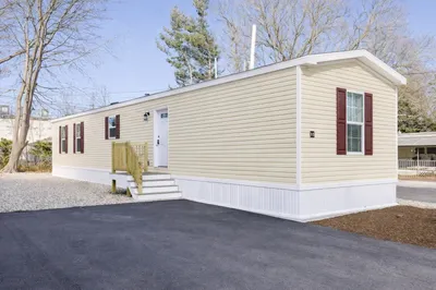 1346 Newport Ave #B-21 1