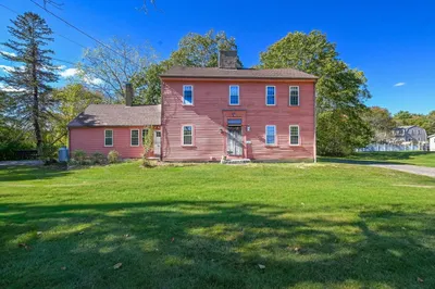 363 Main St