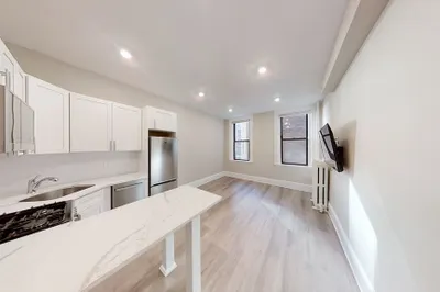 41 Edgerly Rd #5