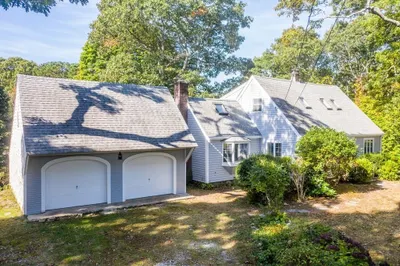 49 King Phillip Rd 1