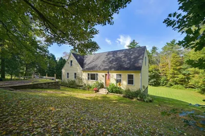 56 Harrington Rd 1