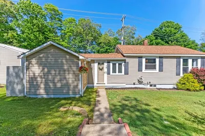 15 Nathaniel St 1