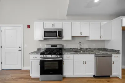 7 Cedar Street #6