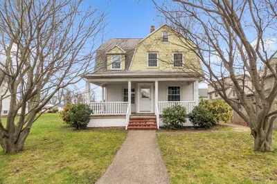 81 Fairview Ave 1