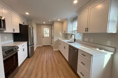156 Derby St #3