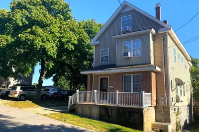 17 Pine Hill Street