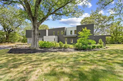 128 Nobscot Road 1