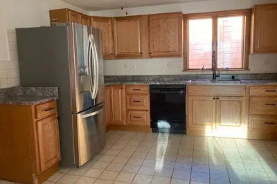 60 Berkeley St #2