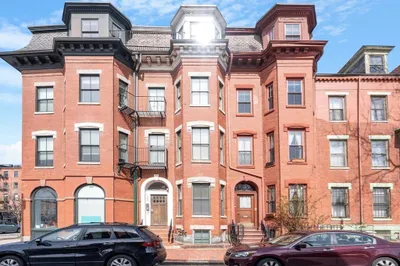 241 Northampton St 1