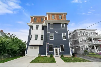 32 Pearl St #4 1