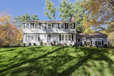4 Deerfield Road 1