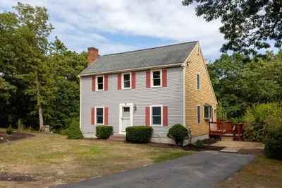 61 Maureen Way
