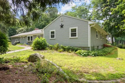 5 Cumloden Dr 1