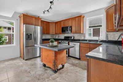 18 Vincent Ave #18 1