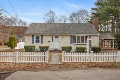 50 River Park St 1