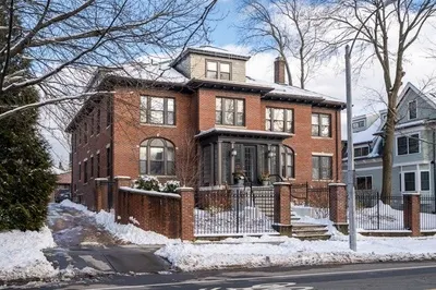 157 Babcock St #1