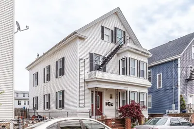 158 Crapo St