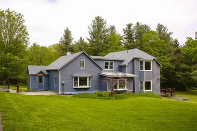 1271 Main Road