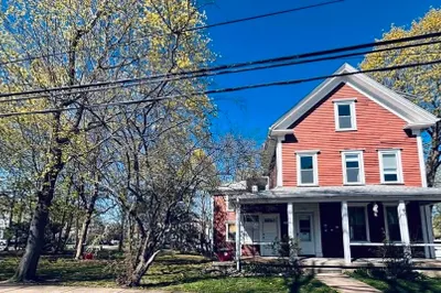 93 Peirce St #1 1