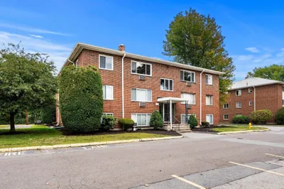 3 Albert Dr #11 1