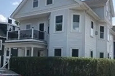 3 Guernsey St #3