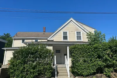 4 Harrison St #2