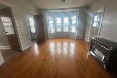 2 Thomas St #2S