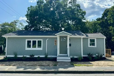 65 Warr Ave