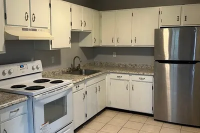 30 Whitney St #2B