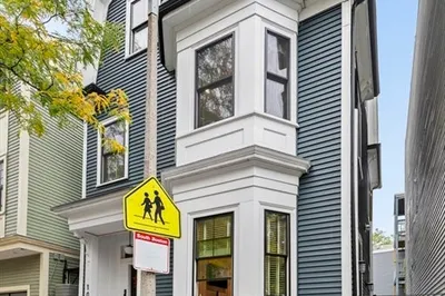 106 I St #3