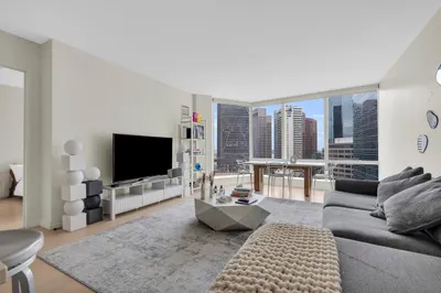 1 Franklin Street #2507 1