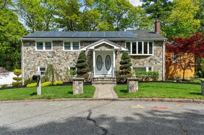 26 Crowley Dr 1