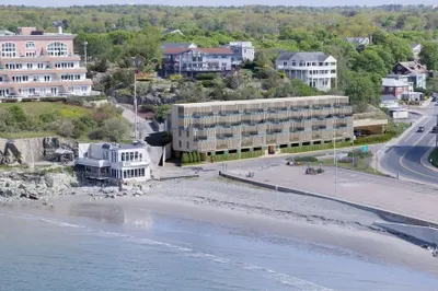120 Nantasket Ave #PH4 1