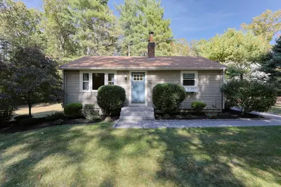 28 Forest Road