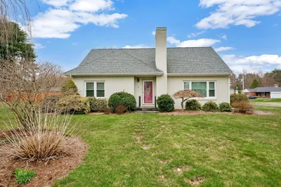 3 Jewell Ln