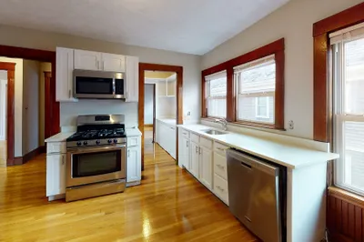 72-74 Harlow St #74 1