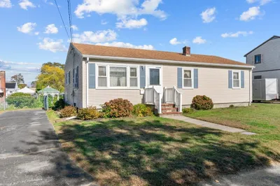27 Webster St