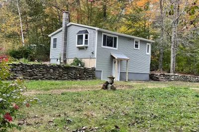 212 Holtshire Rd 1