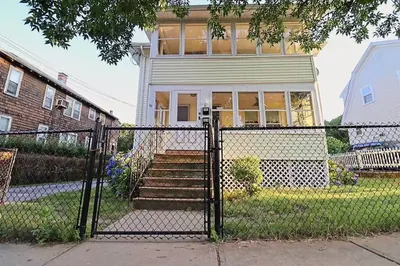 33 Estabrook Rd #33